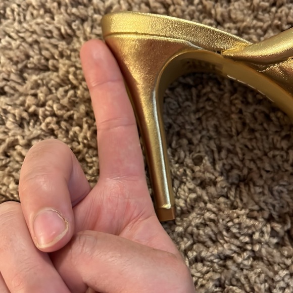 Shoes - Picture 6 of 6